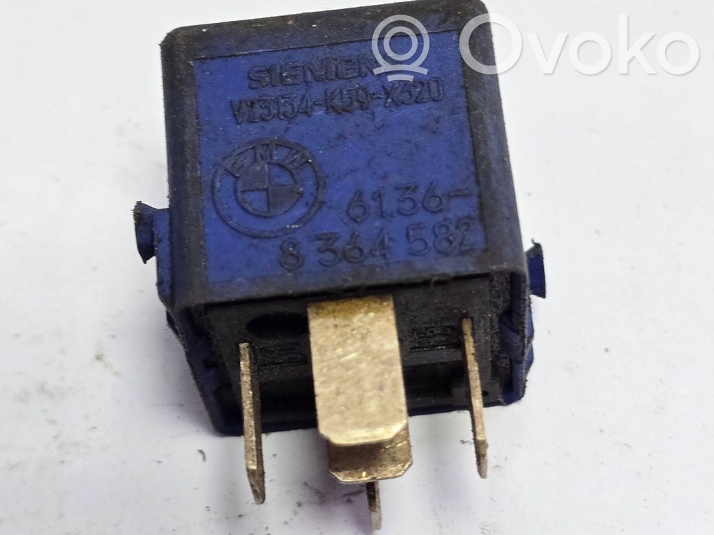 Kita rėlė   61368364582,V231343595520,6136