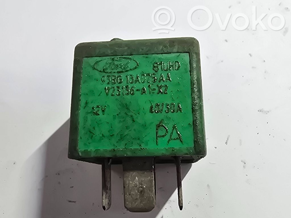 Ford Mondeo Mk III Other relay 