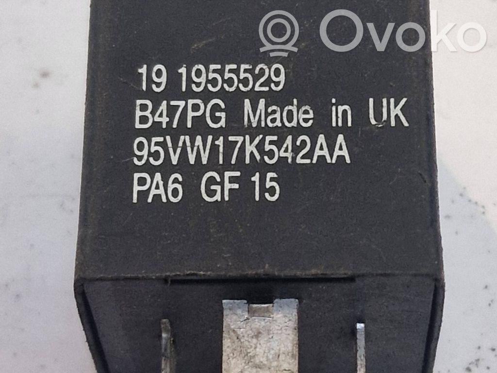 Volkswagen Polo III 6N 6N2 6NF Kita rėlė 