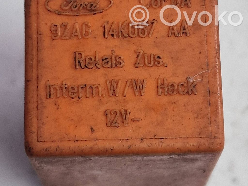 Otros relés   92AG14K087AA