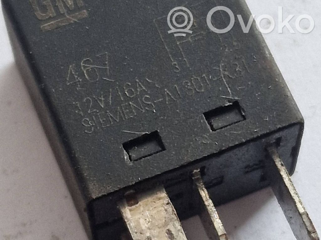 Opel Astra H Other relay 