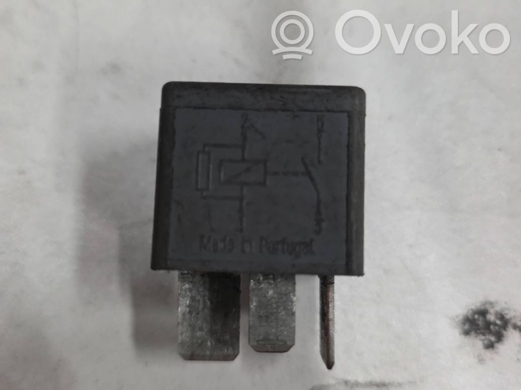 Ford Mondeo MK II Other relay 