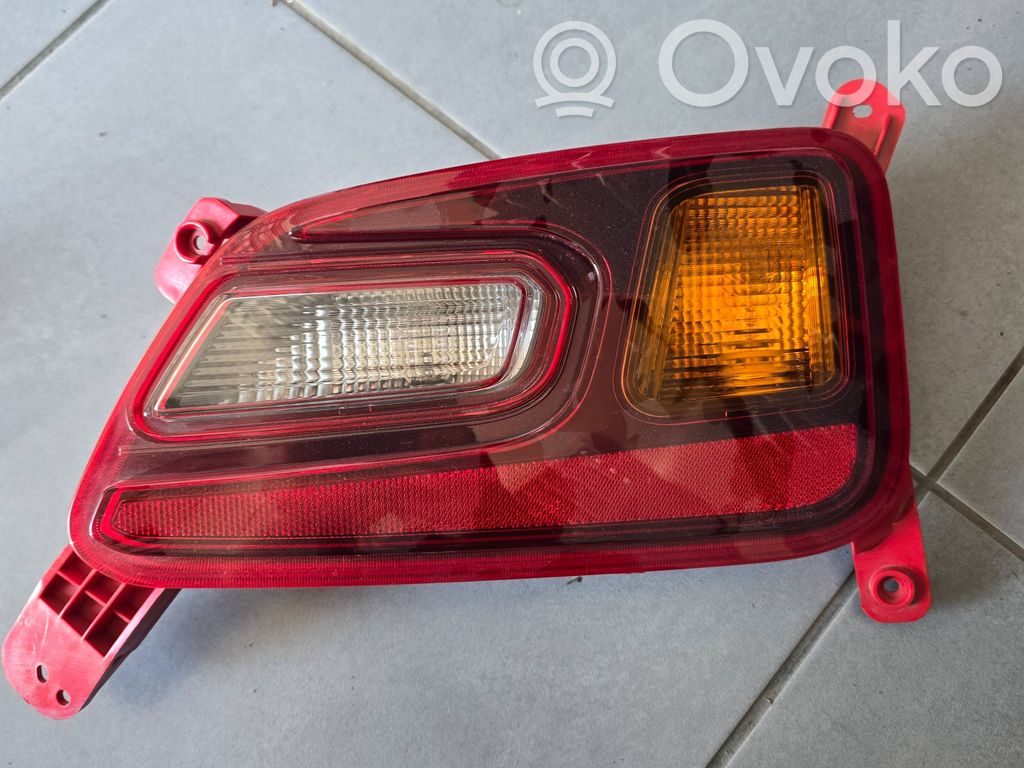 Hyundai Kona I Lampă spate în caroserie 