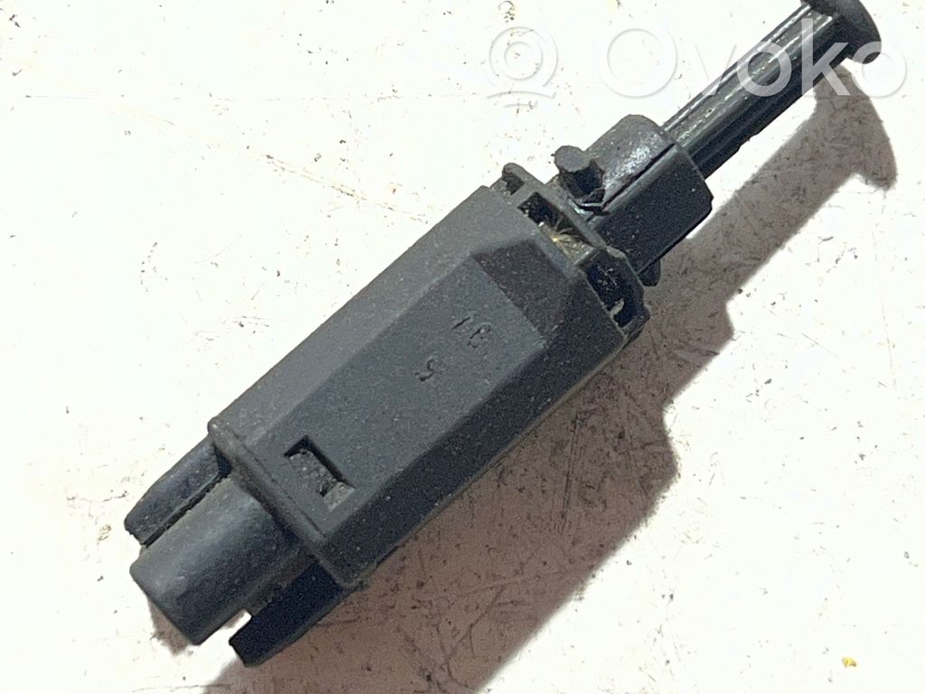 Volkswagen Golf IV Jarrupolkimen anturin kytkin 