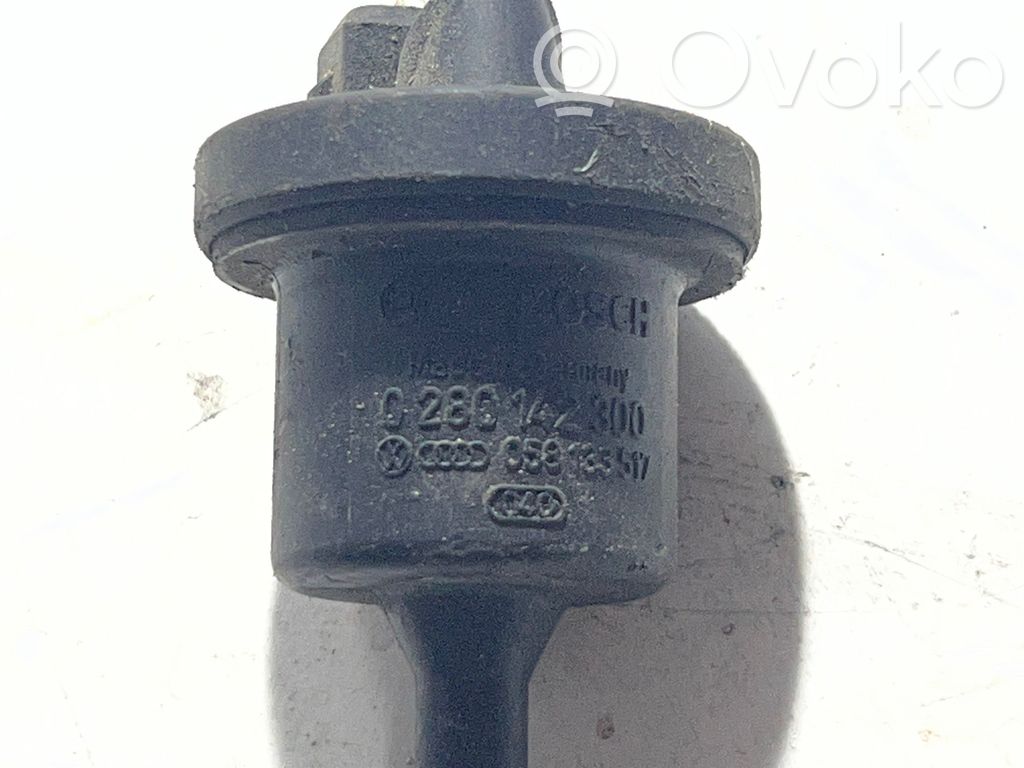 Audi A4 S4 B5 8D Válvula de vacío (Usadas) 