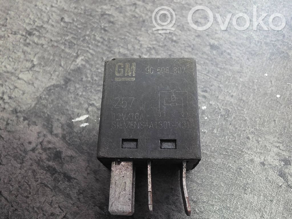 Volvo S70  V70  V70 XC Other relay 
