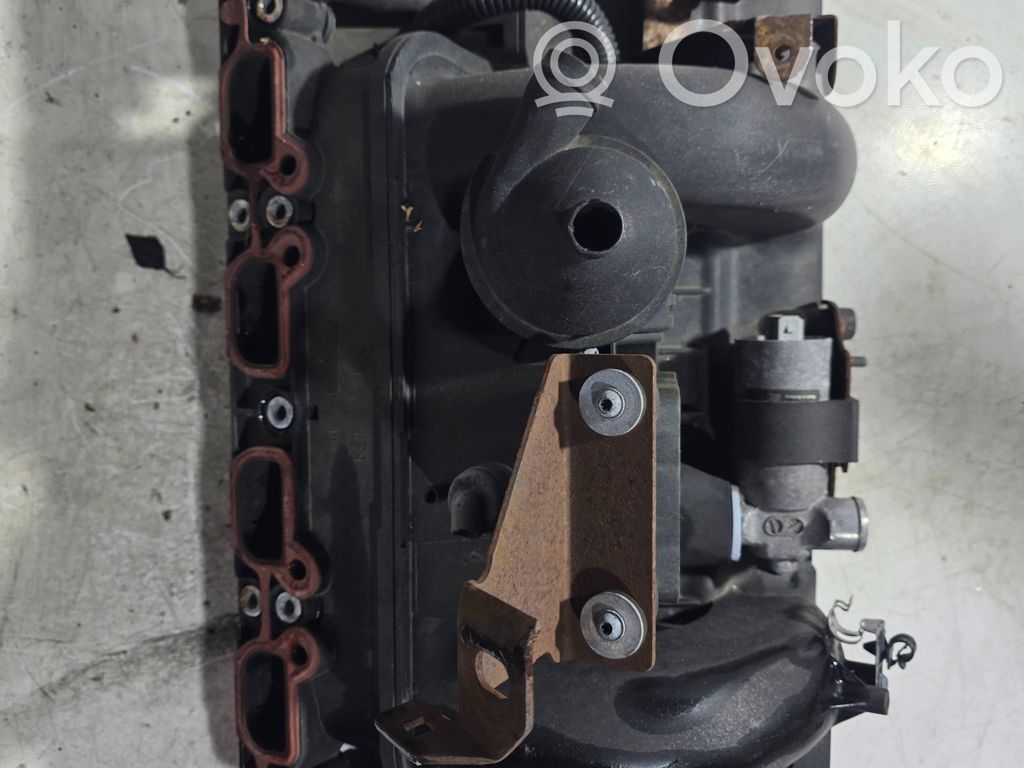BMW 5 E60 E61 Kolektorius įsiurbimo 