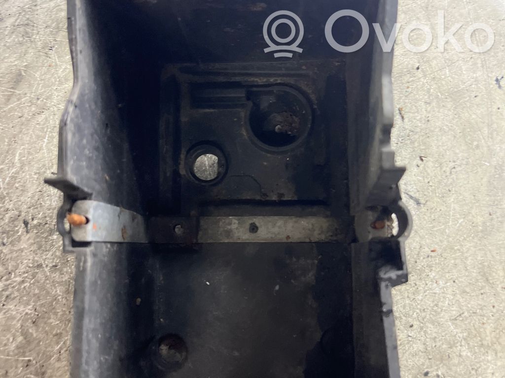 Ford Focus Battery box tray 