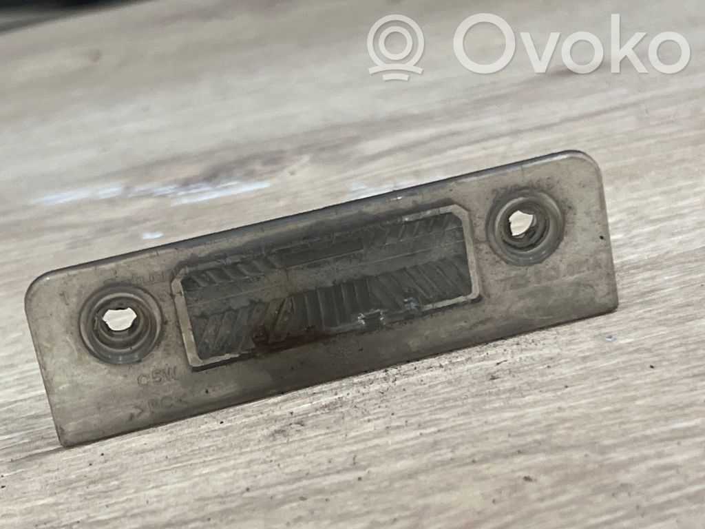 Ford Galaxy Éclairage de plaque d'immatriculation 