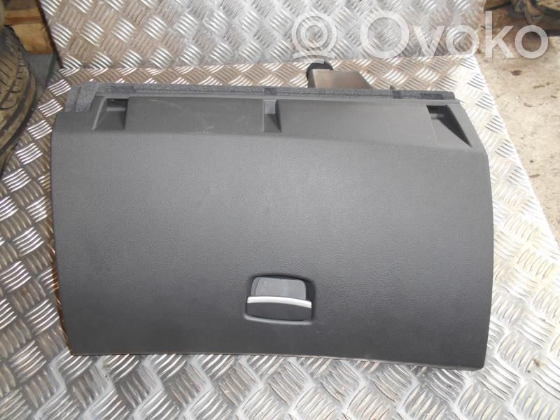 Glove box set