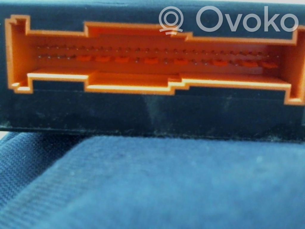 Peugeot 1007 Airbag control unit/module 
