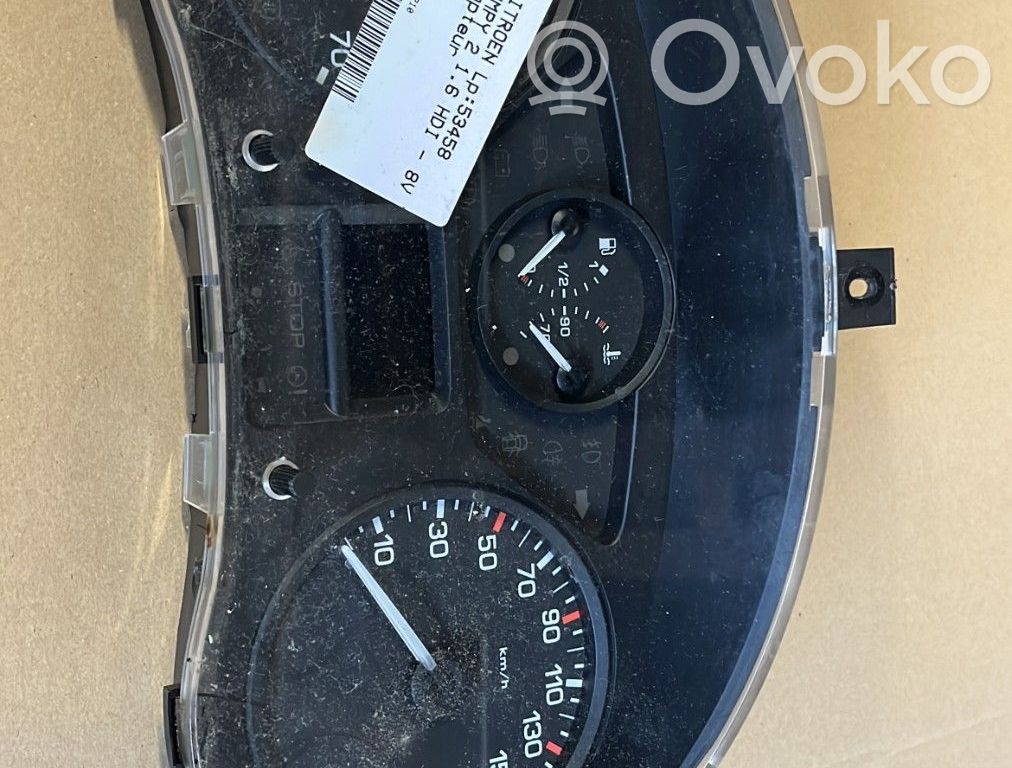 Geschwindigkeitsmesser Cockpit   9801642280