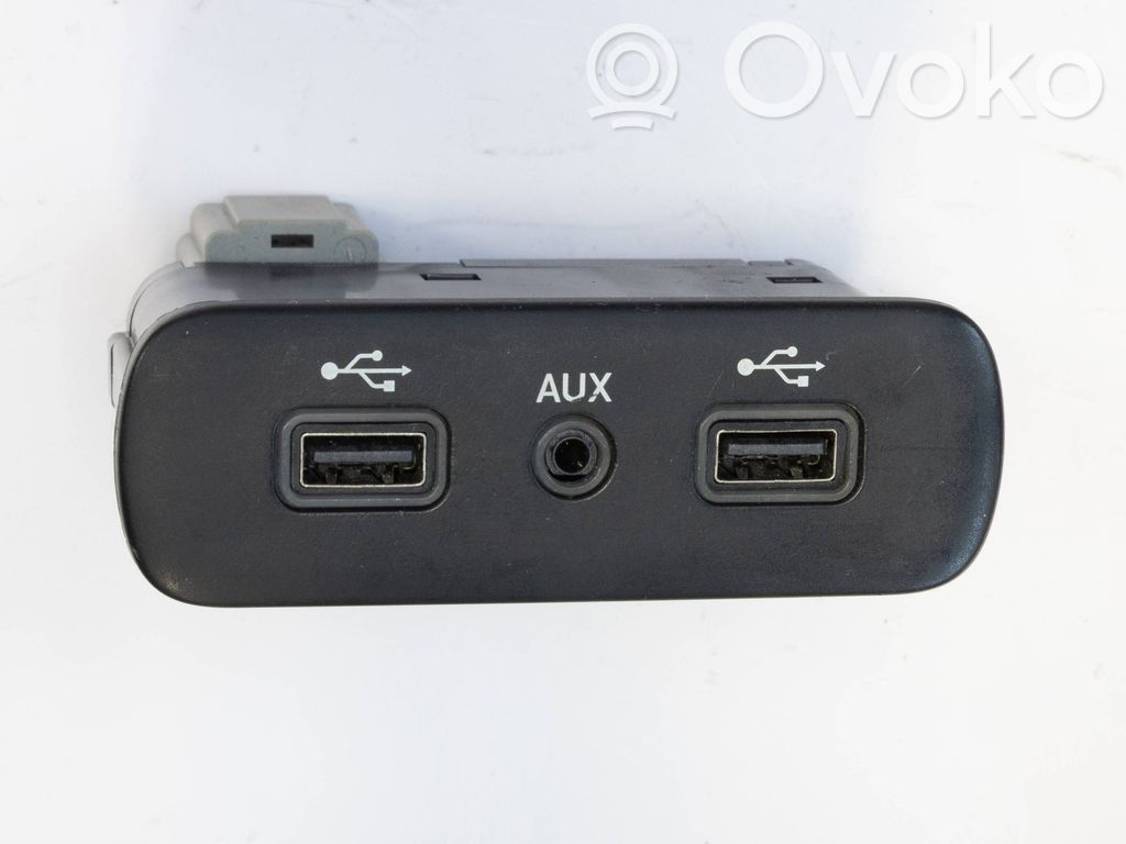 Dodge Charger USB socket connector 