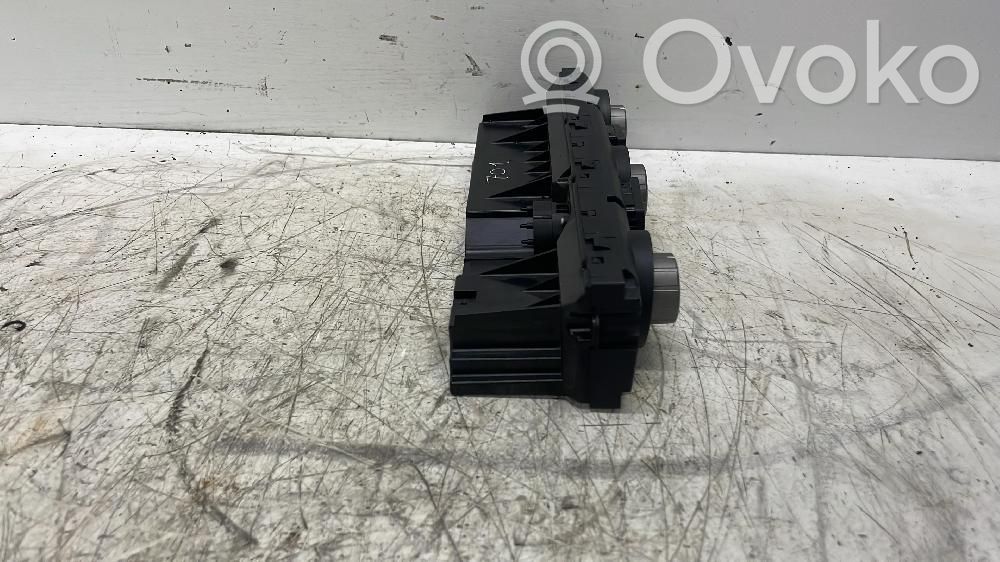 BMW 6 E63 E64 Climate control unit 