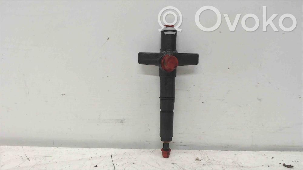 Inyector de combustible   484410