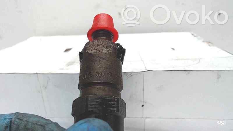 Inyector de combustible   KCE30S8