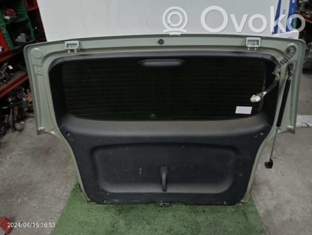 Hyundai Terracan Tailgate/trunk/boot lid 