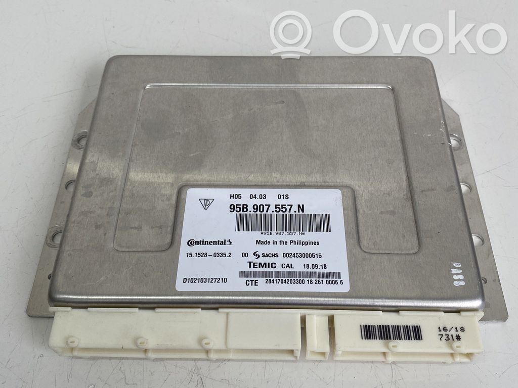 Porsche Macan (95B) Suspension control unit/module 