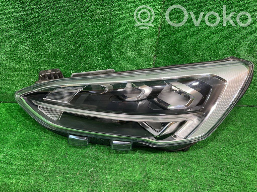 Ford Focus Headlight/headlamp 