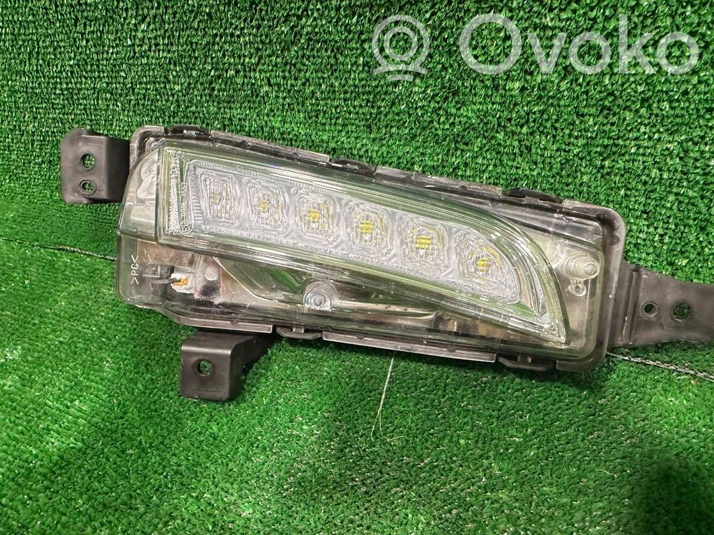 Suzuki Vitara (LY) Front fog light 