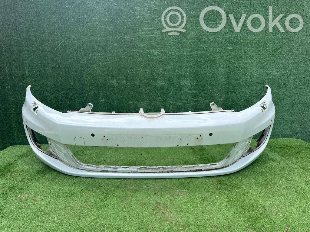 Volkswagen Golf VI Передний бампер 