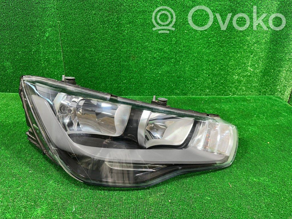 Audi A1 Headlight/headlamp 