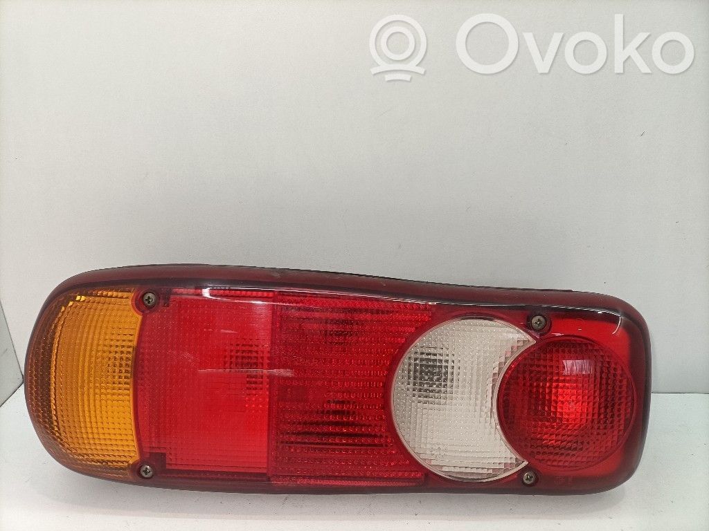 Nissan Cab Star Lampa tylna 