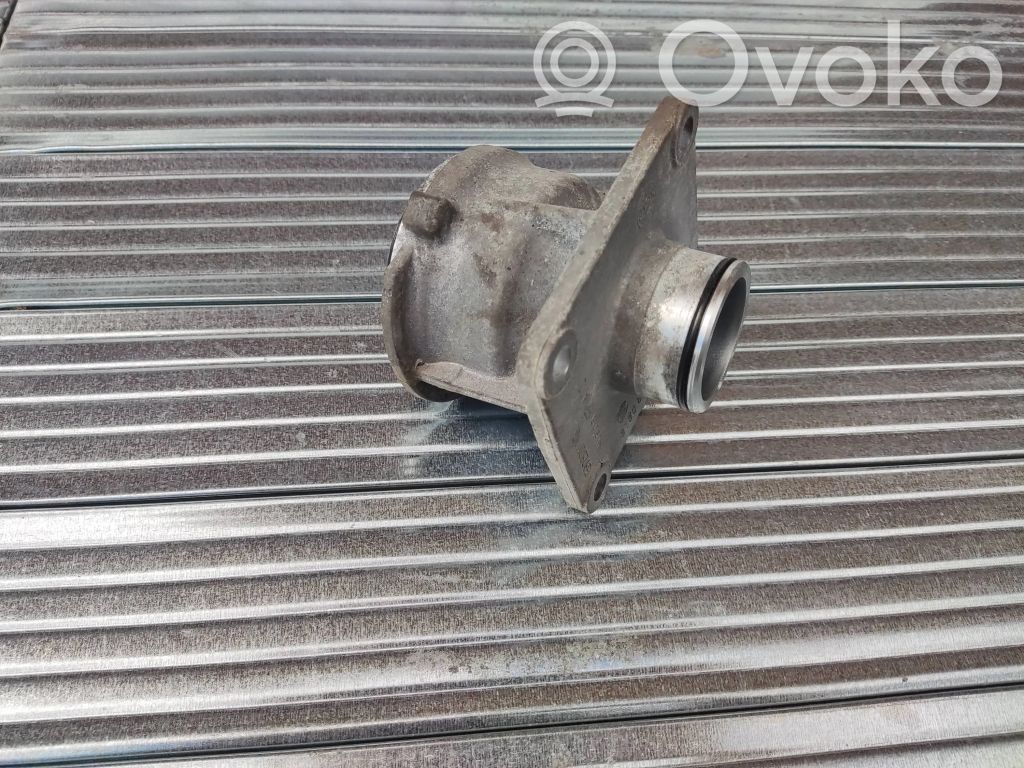 BMW 5 G30 G31 G38 Engine mounting bracket 