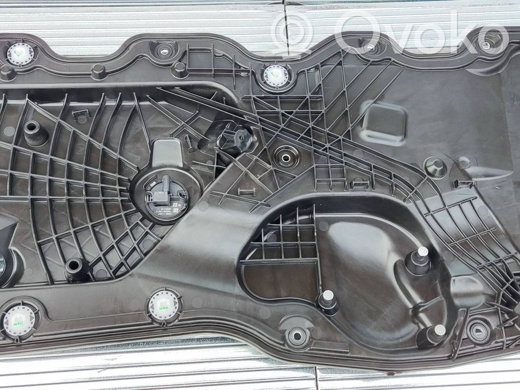BMW 4 G22 G23 G24 G26 Kita priekinių durų apdailos detalė 