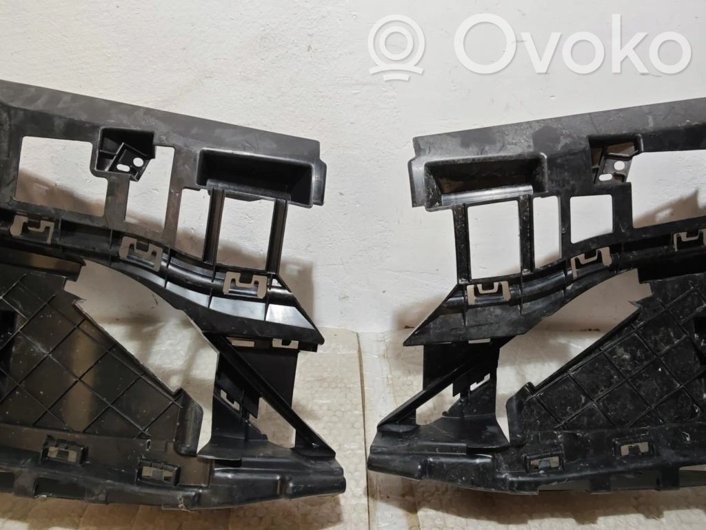 BMW 7 G11 G12 Suport montare bară față 