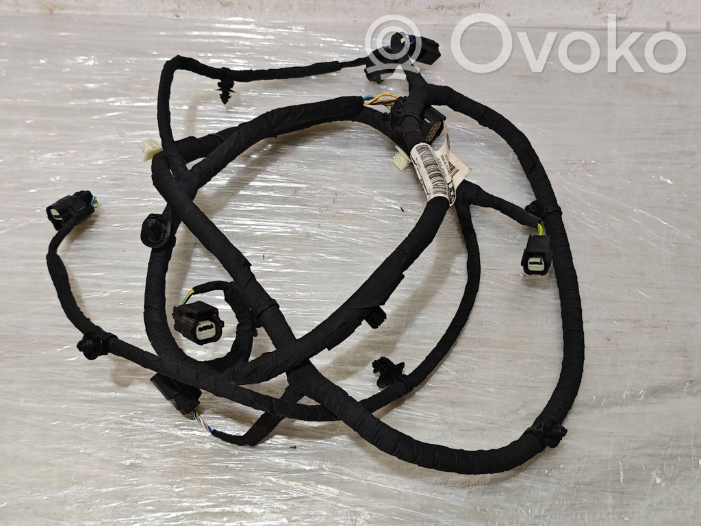 Cableado del sensor de aparcamiento (PDC)   L1TT15K868BBD