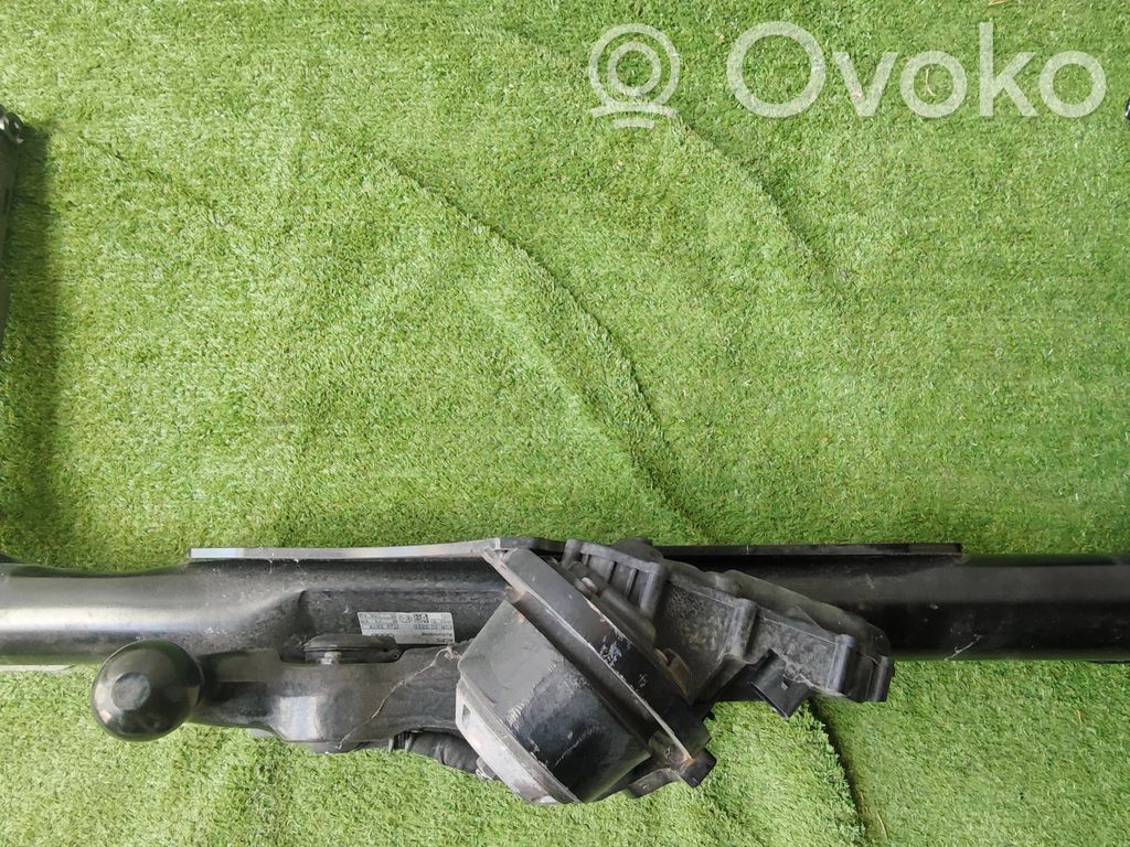 Hak holowniczy   8MA800495G
