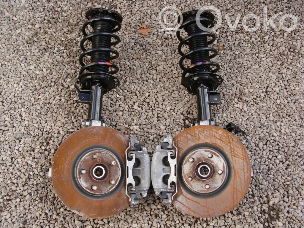 Achsschenkel vorne   E1GC18K001EEC