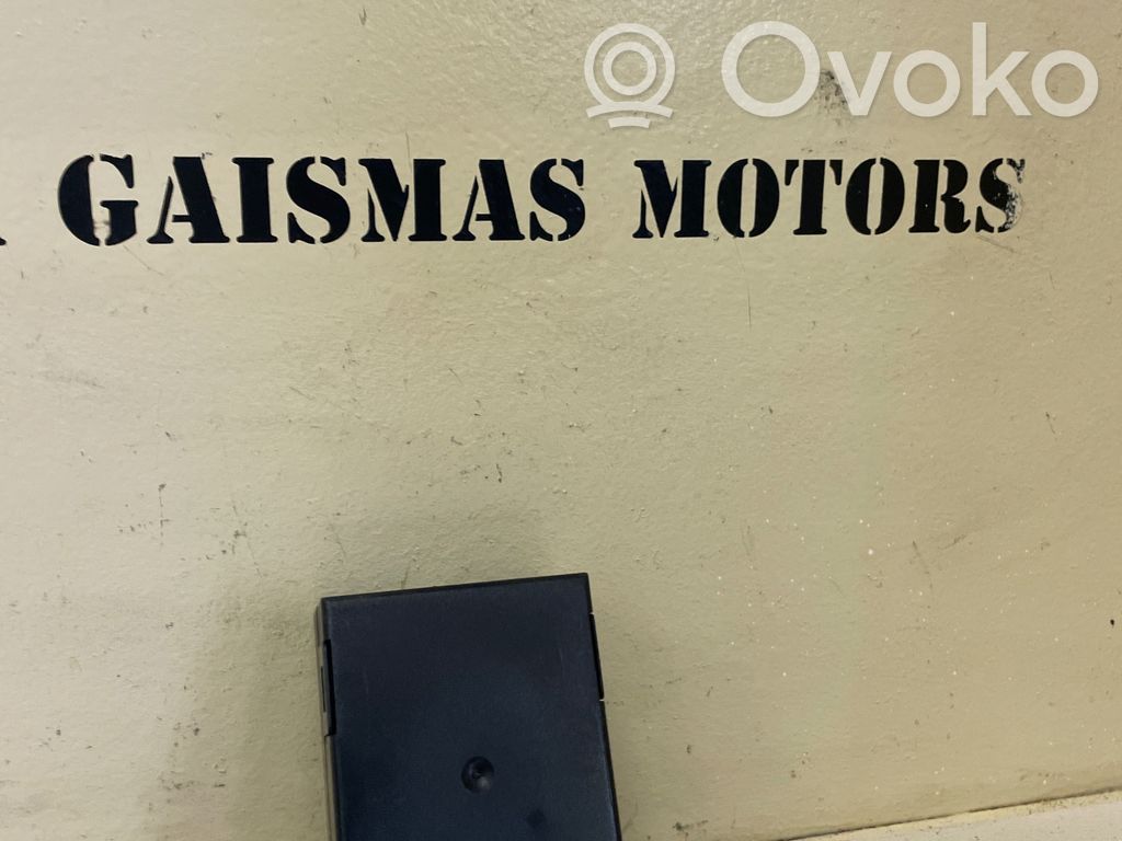 Unité de commande / module de pompe à carburant   55892110
