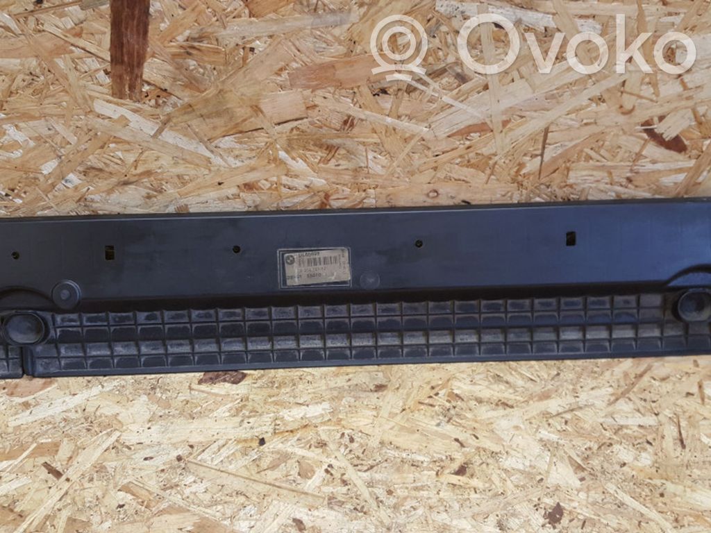 BMW 7 E65 E66 Radiator trim 