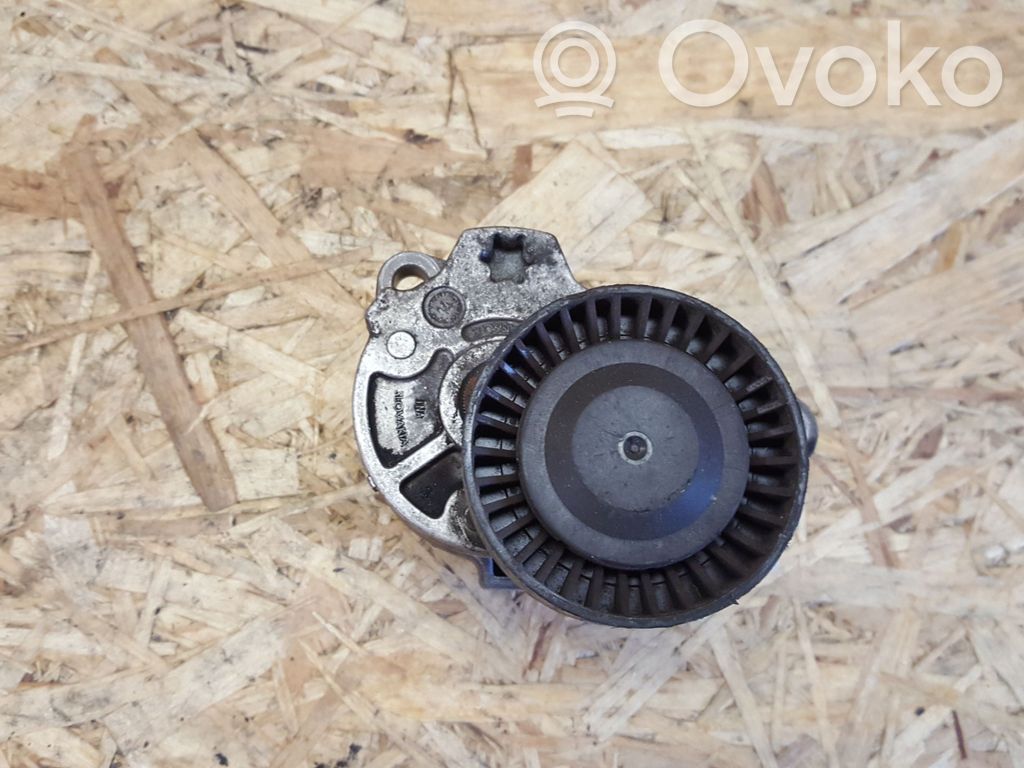 Volvo XC90 Napinacz paska alternatora 