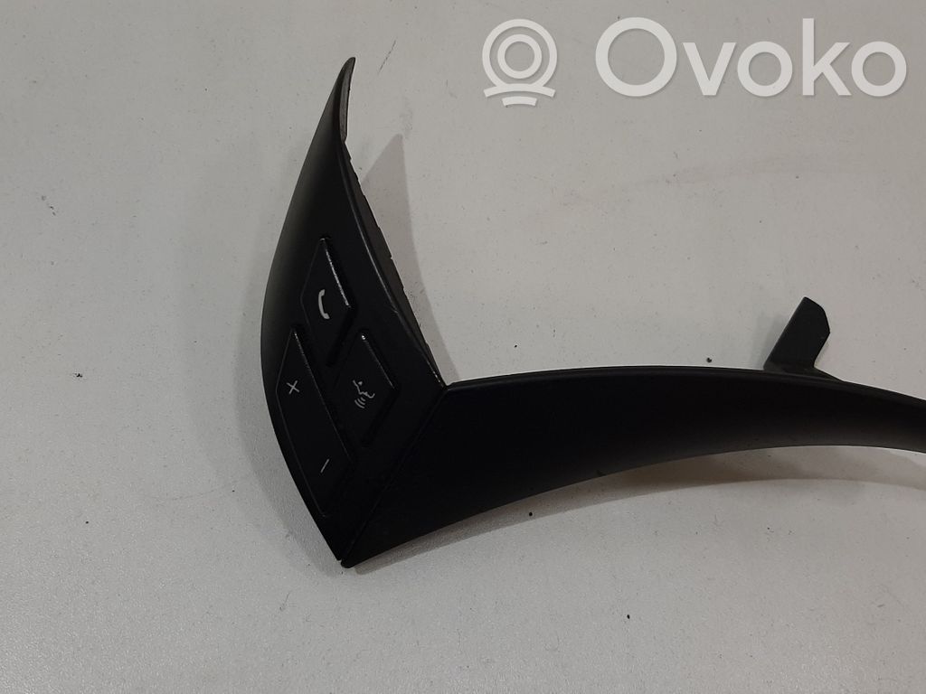 BMW 5 E60 E61 Boutons / interrupteurs volant 