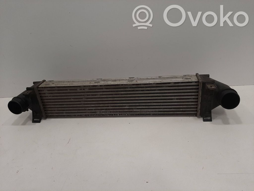 Volvo V70 Interkūlerio radiatorius 
