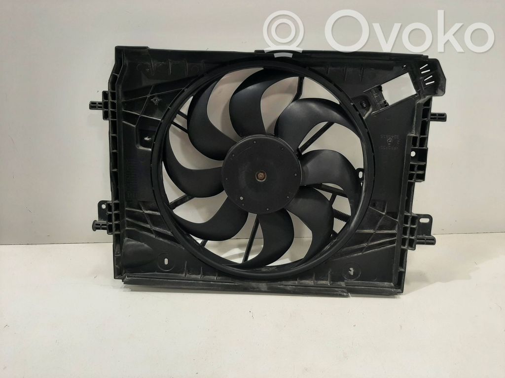 Renault Clio IV Elektrolüfter 