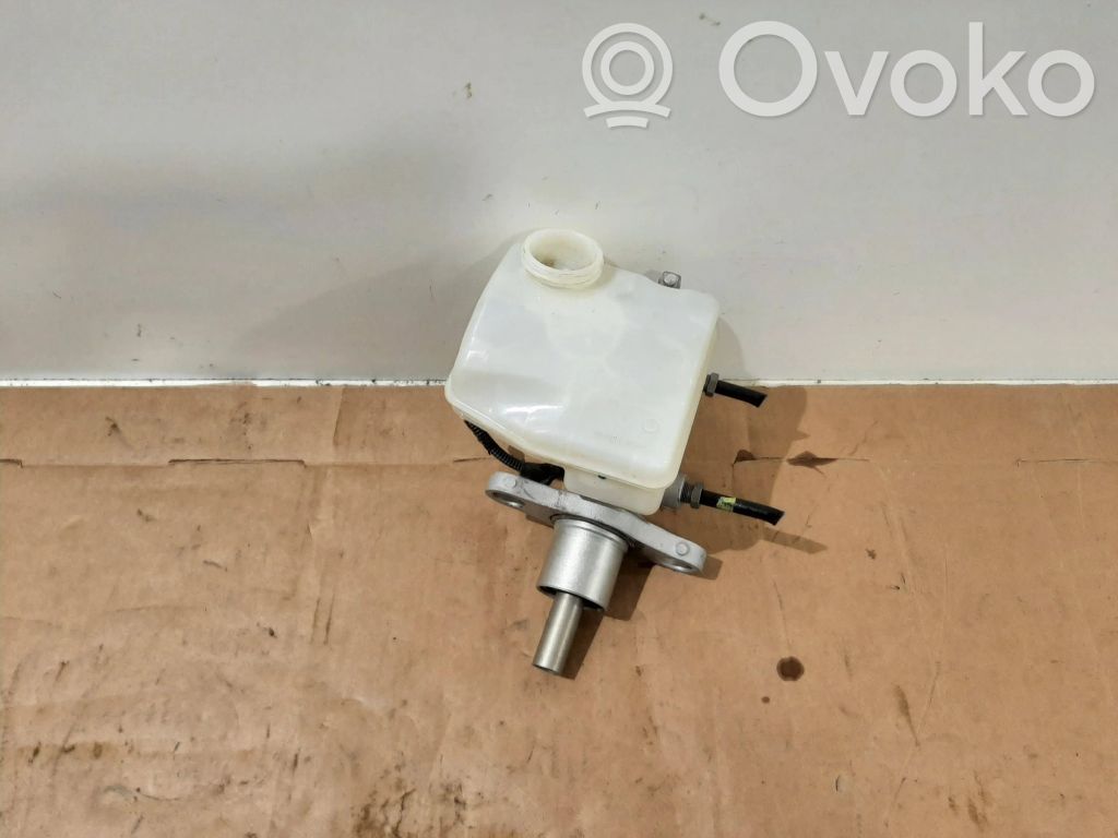 Volvo S90, V90 Główny cylinder hamulca 