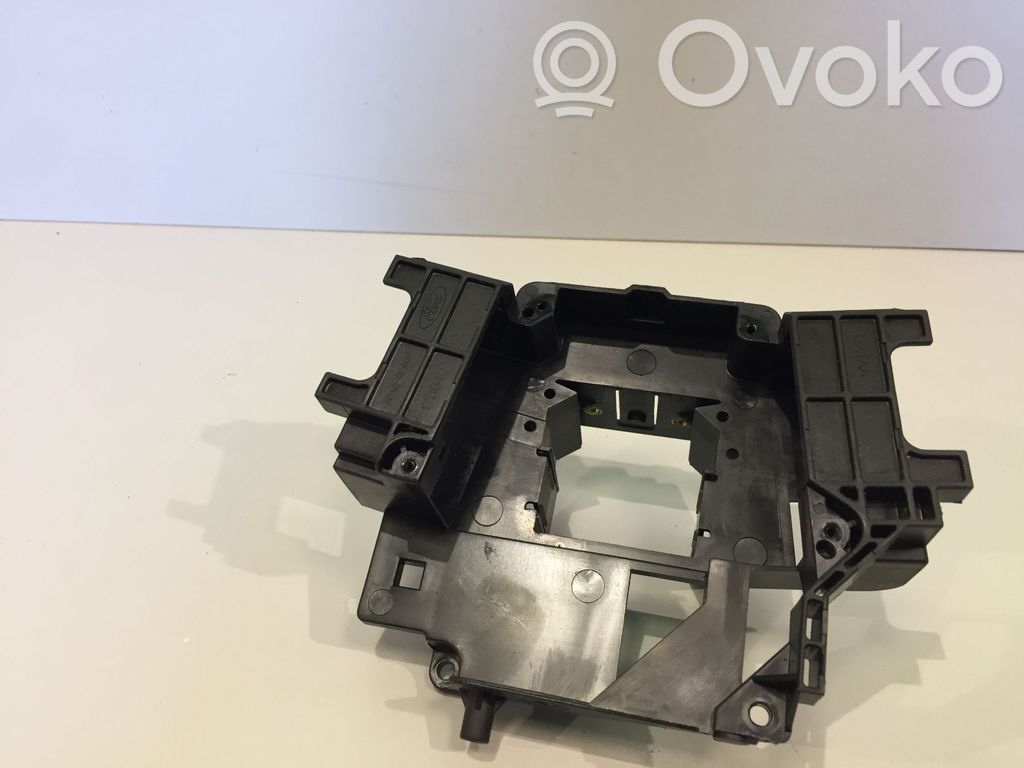 Otros repuestos del interior   3M5T6475AE,4M5T13N064