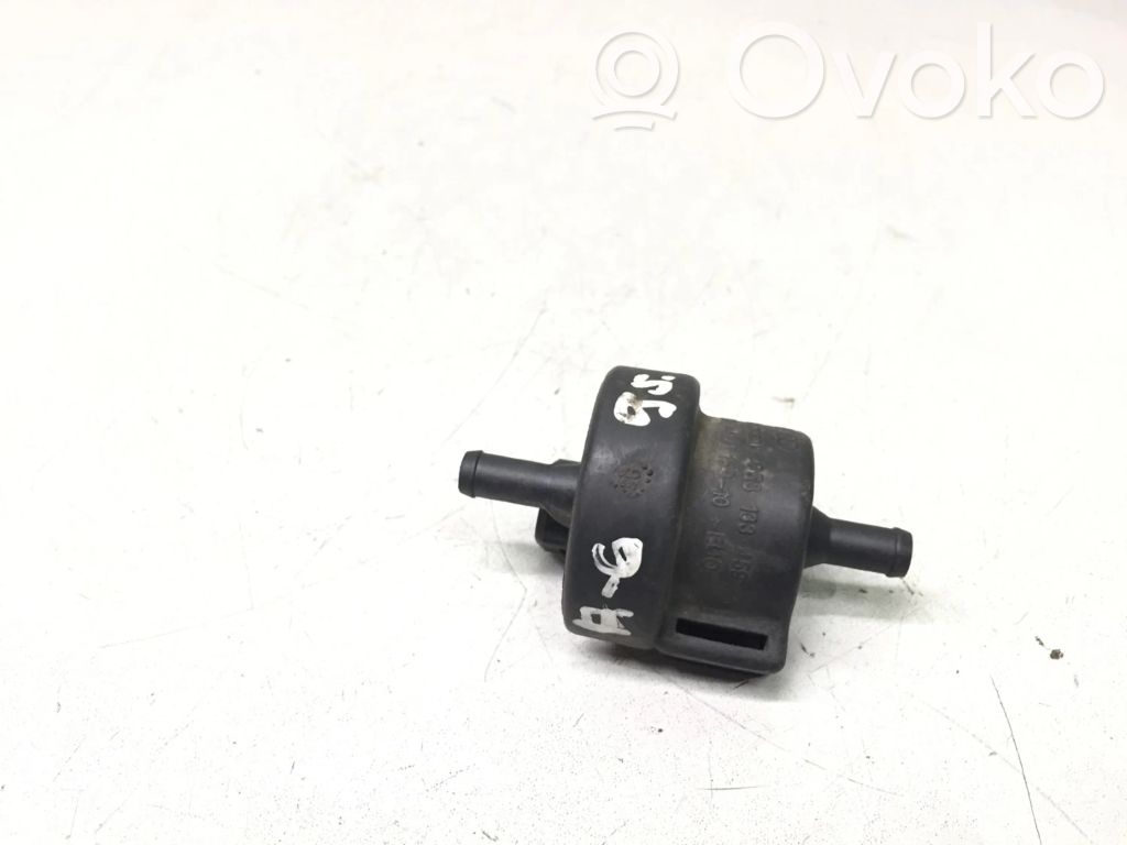 Audi A6 S6 C4 4A Zawór podciśnienia 