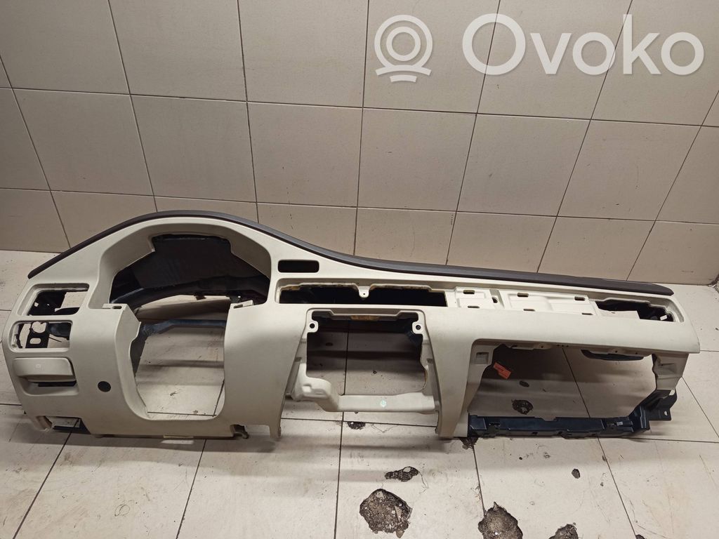 Volvo S80 Panelė 