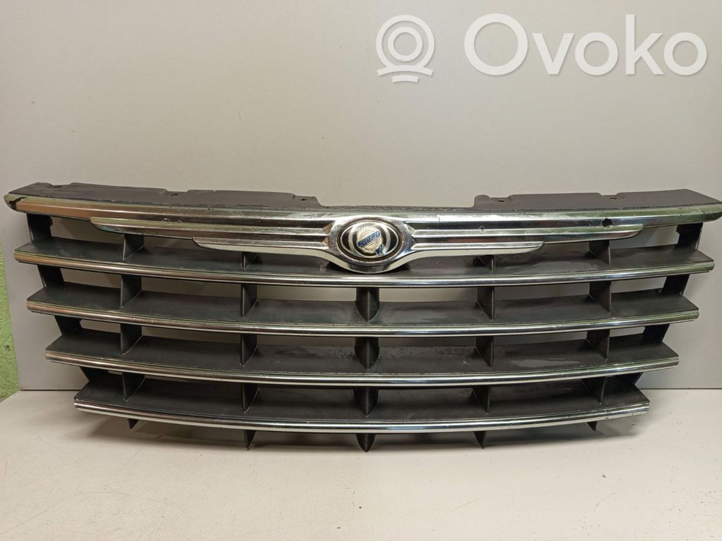 Chrysler Voyager Maskownica / Grill / Atrapa górna chłodnicy 