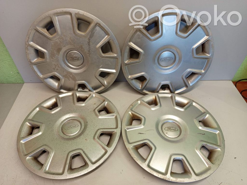 Ford Focus R15 wheel hub/cap/trim 