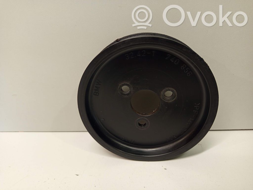 BMW X5 E53 Power steering pump pulley 