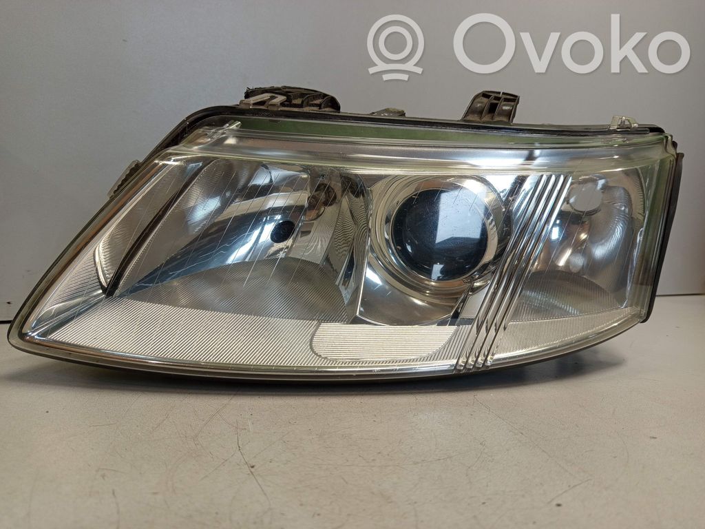 Headlight/headlamp   15581700