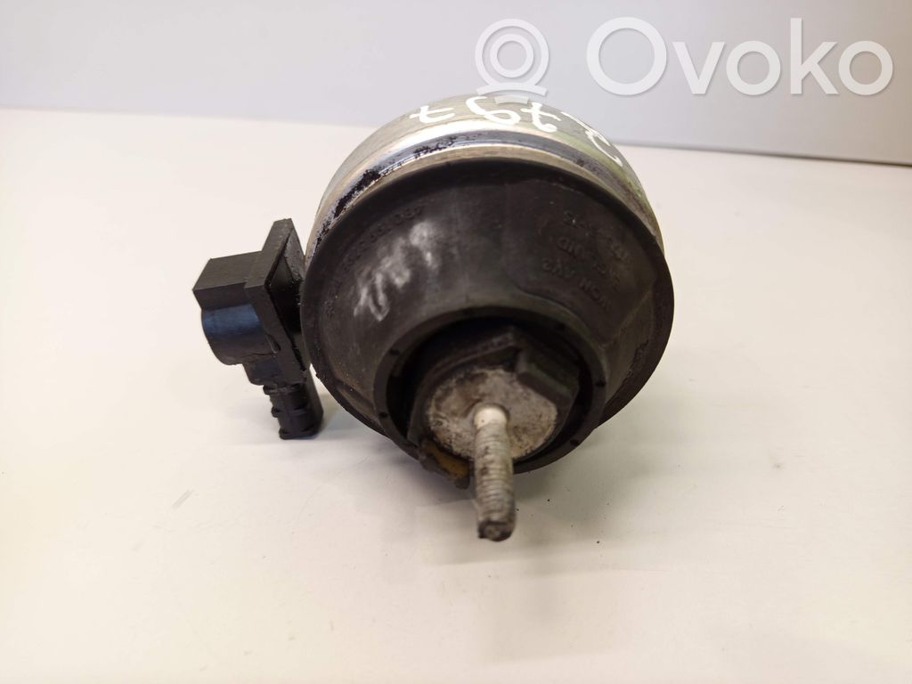 Engine mount bracket   4B0199379E