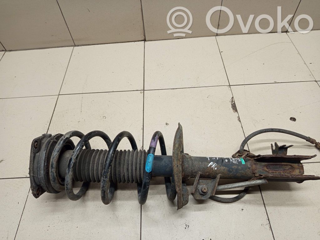 Nissan Qashqai Priekšpusē amortizators ar atsperi 