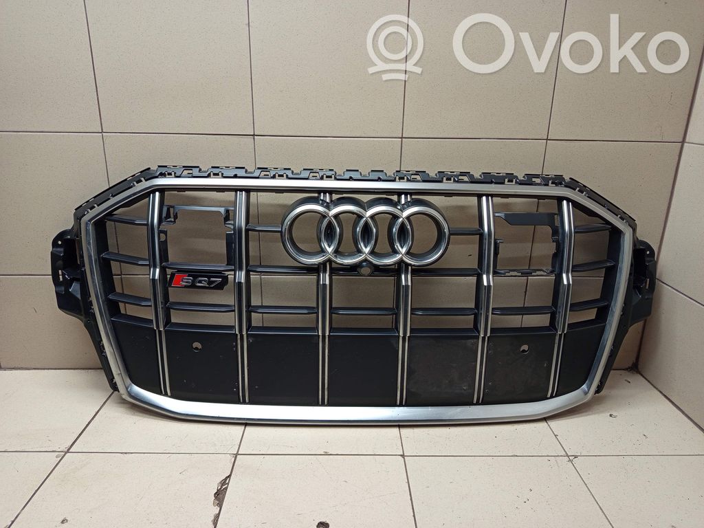Audi Q7 4M Maskownica / Grill / Atrapa górna chłodnicy 